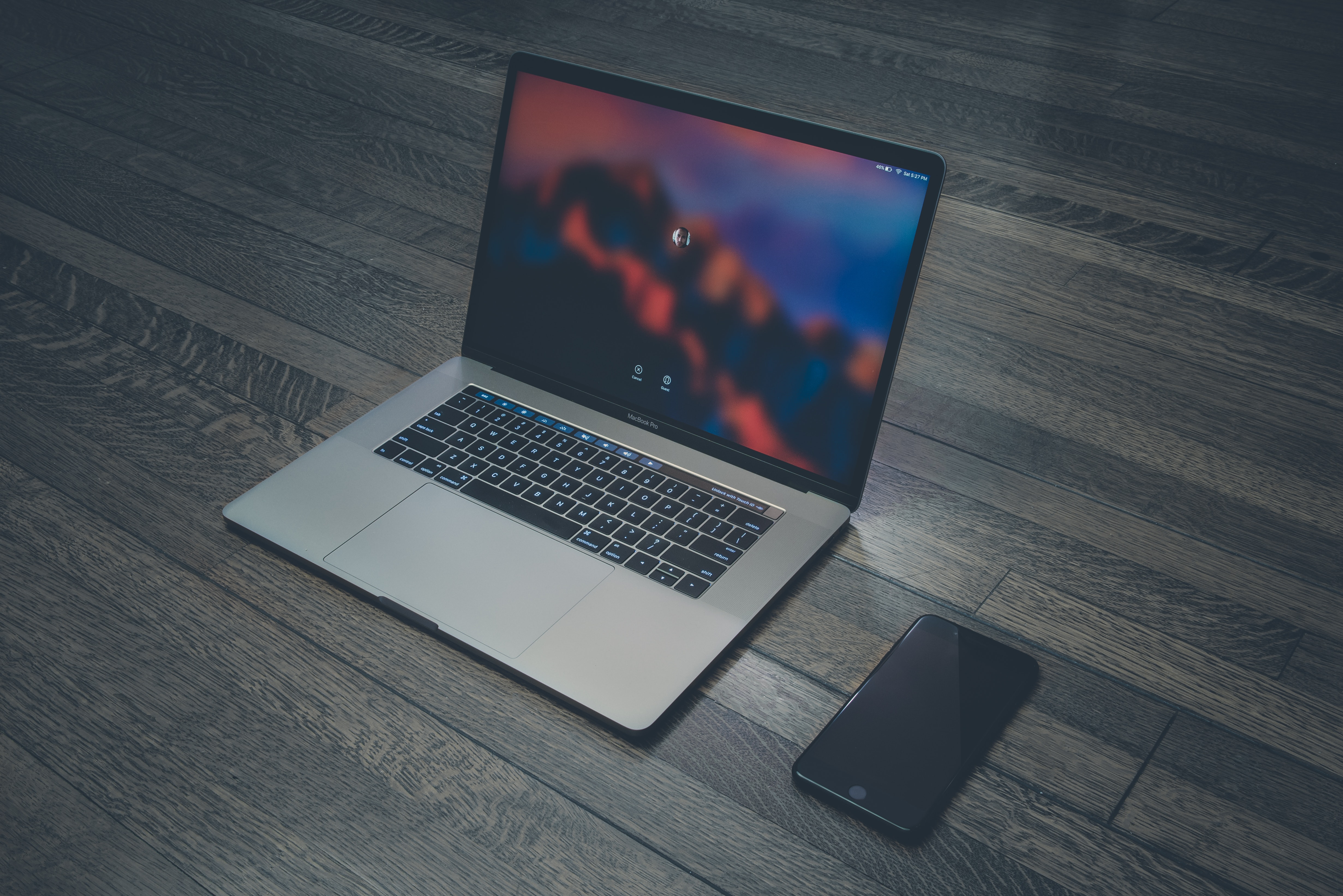 background-business-computer-connection-303383.jpg